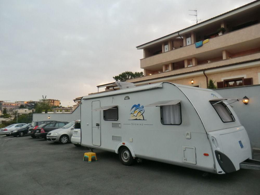 Aparthotel Il Casaletto Dei Ludi à Aranova Extérieur photo
