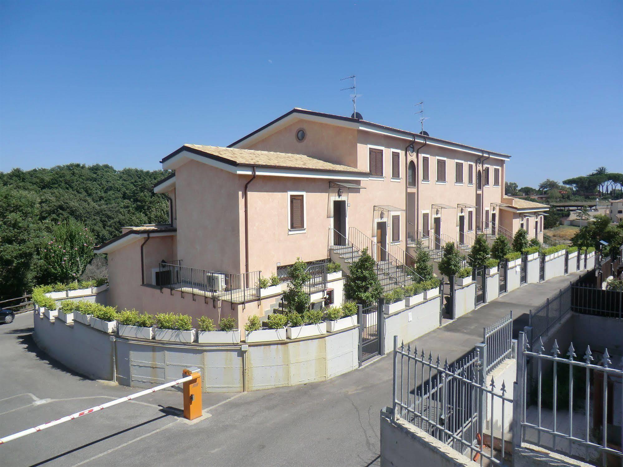 Aparthotel Il Casaletto Dei Ludi à Aranova Extérieur photo